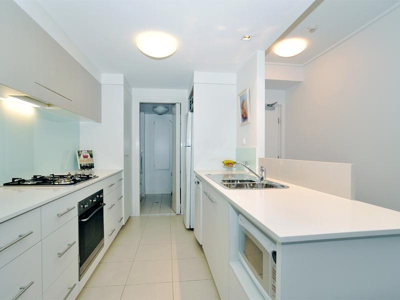 16 Surbiton Court, Carindale QLD 4152