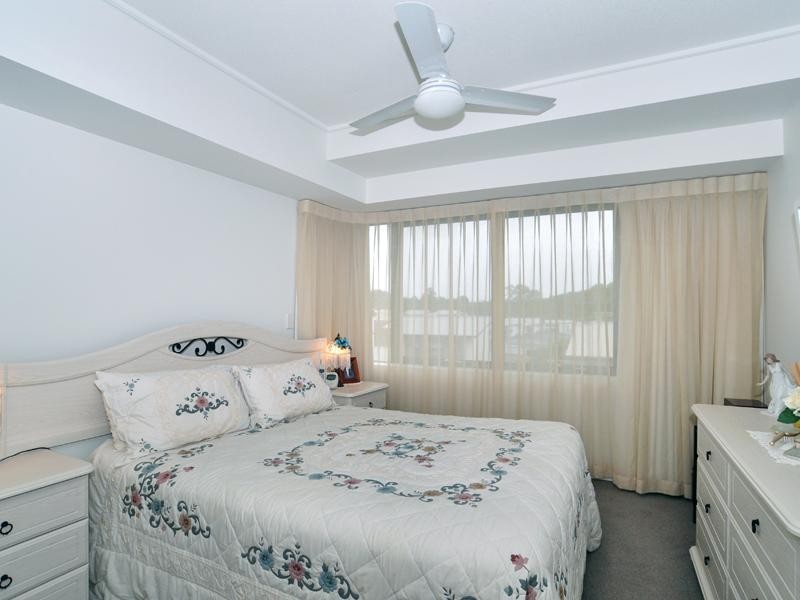 16 Surbiton Court, Carindale QLD 4152