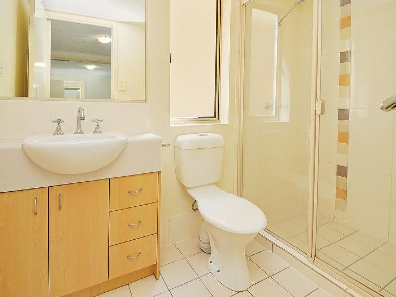 8 Mascar St, Upper Mount Gravatt QLD 4122