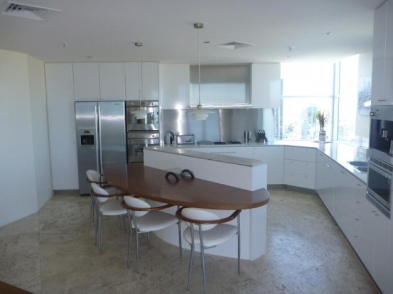 40 RIVERVIEW PDE, Surfers Paradise QLD 4217