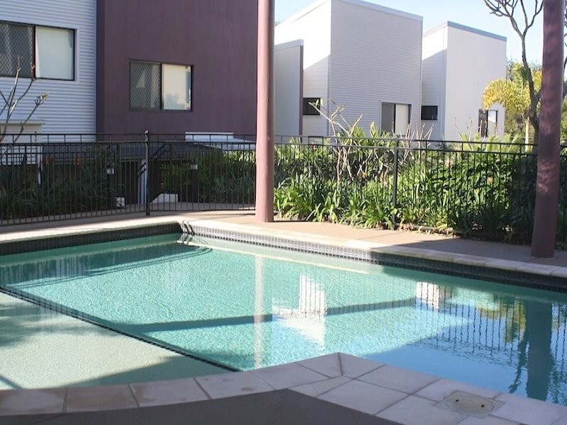 35 Hamilton Road, Moorooka QLD 4105