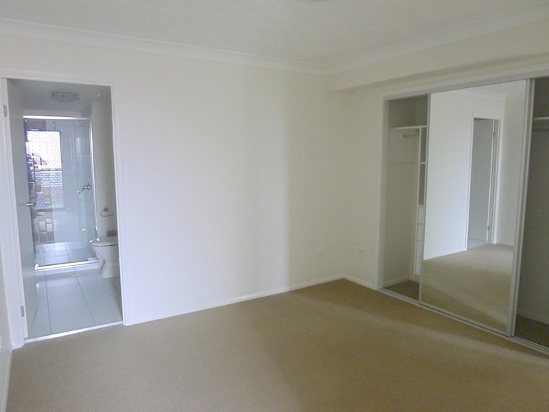 35 Hamilton Road, Moorooka QLD 4105