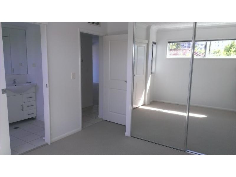 9 Murray St, Clontarf QLD 4019