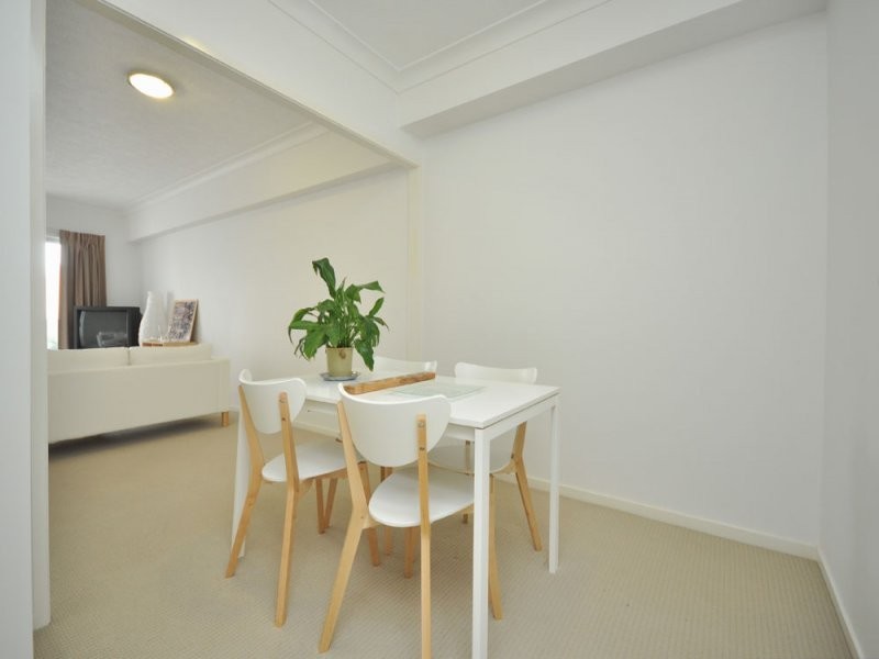 27 Berwick St, Fortitude Valley QLD 4006