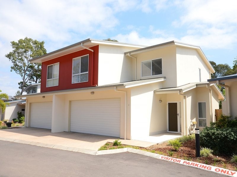 71 Elizabeth st, Urangan QLD 4655