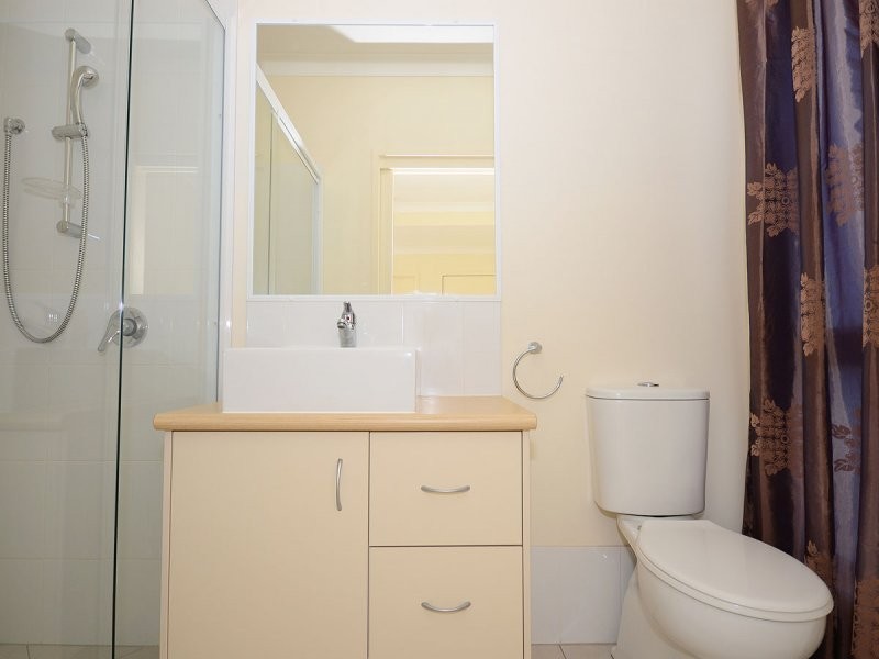 71 Elizabeth st, Urangan QLD 4655