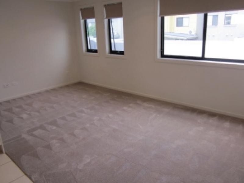 16 Surbiton Court, Carindale QLD 4152