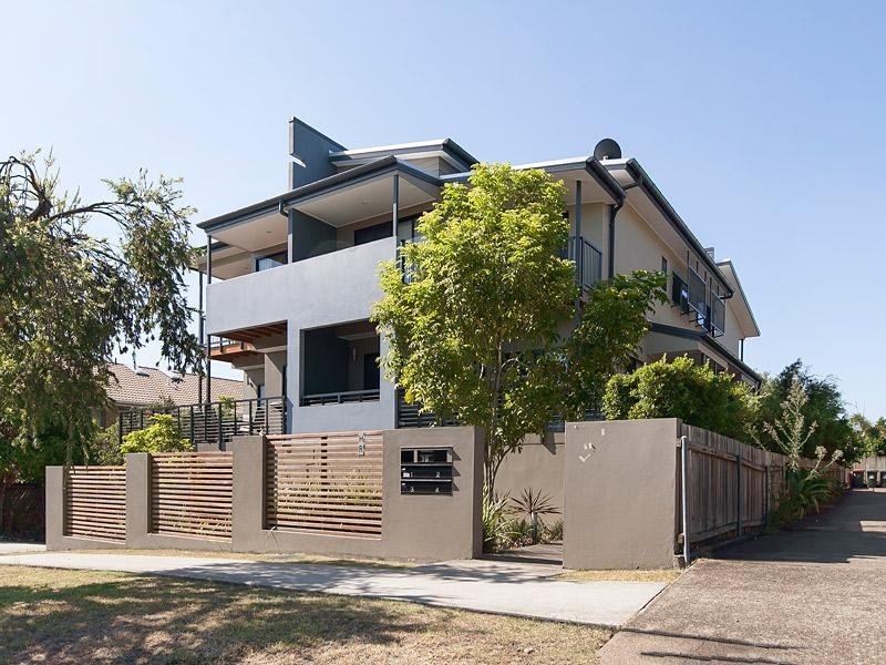 28 Hood Street, Sherwood QLD 4075