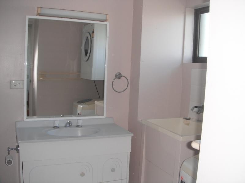 13 FAIRWAY DRIVE, Clear Island Waters QLD 4226