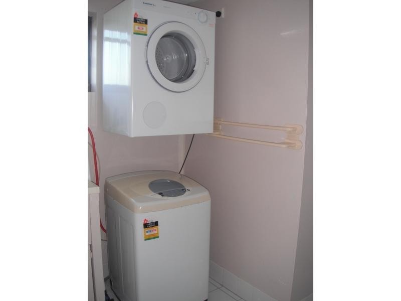 13 FAIRWAY DRIVE, Clear Island Waters QLD 4226