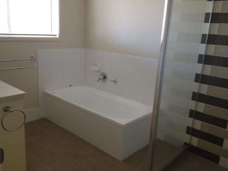 36-39 Johnston St, Carina QLD 4152