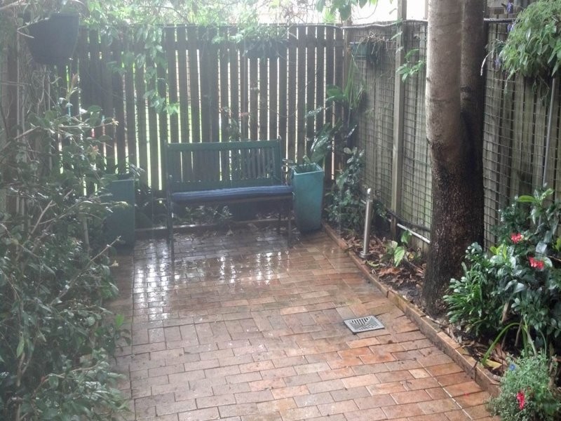 17 Santa Cruz Blvd, Clear Island Waters QLD 4226