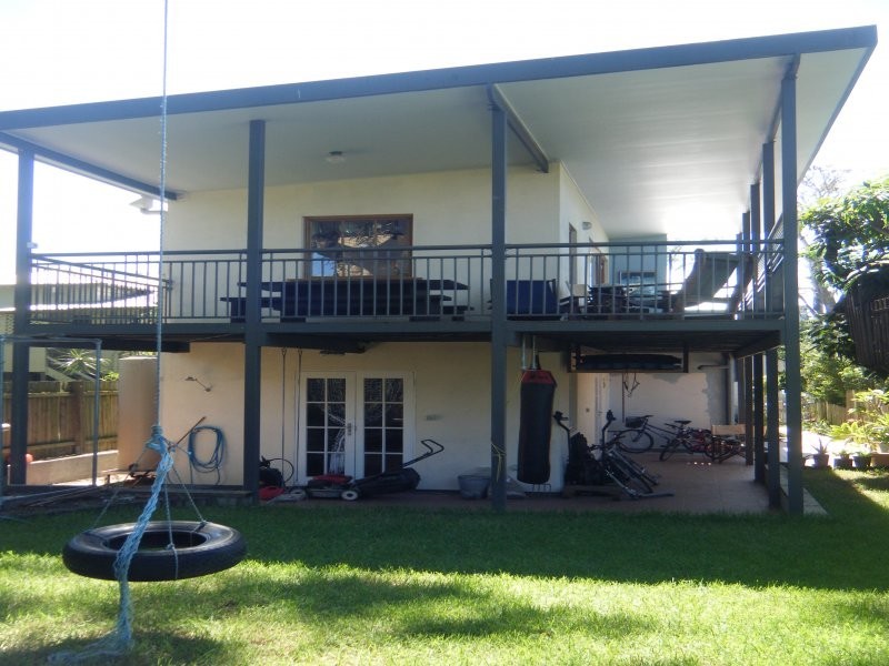 30 Cedar Street, Greenslopes QLD 4120