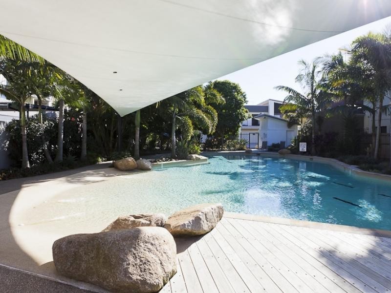 16 Surbiton Court, Carindale QLD 4152