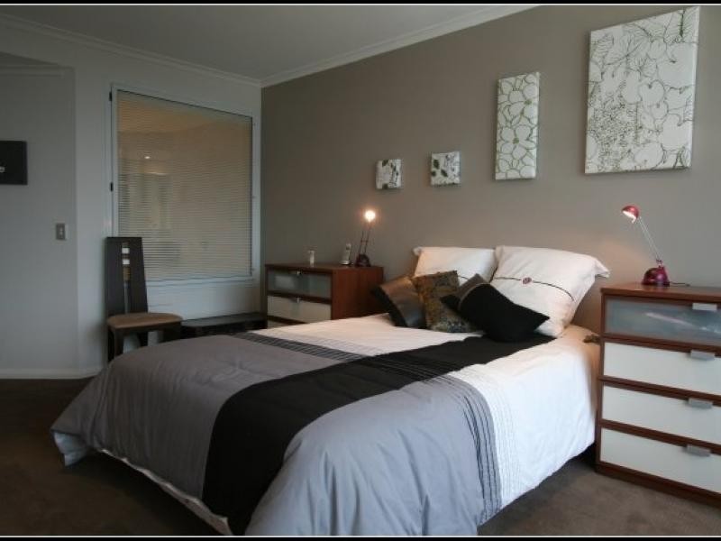 2 Goodwin St, Kangaroo Point QLD 4169