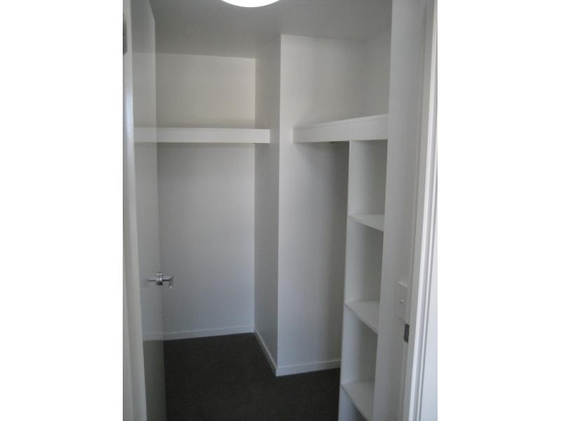 16 Surbiton Court, Carindale QLD 4152