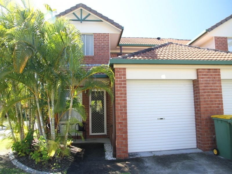 643 Pine Ridge Road, Biggera Waters QLD 4216