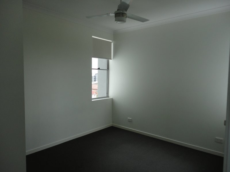 28 Carl Street, Woolloongabba QLD 4102