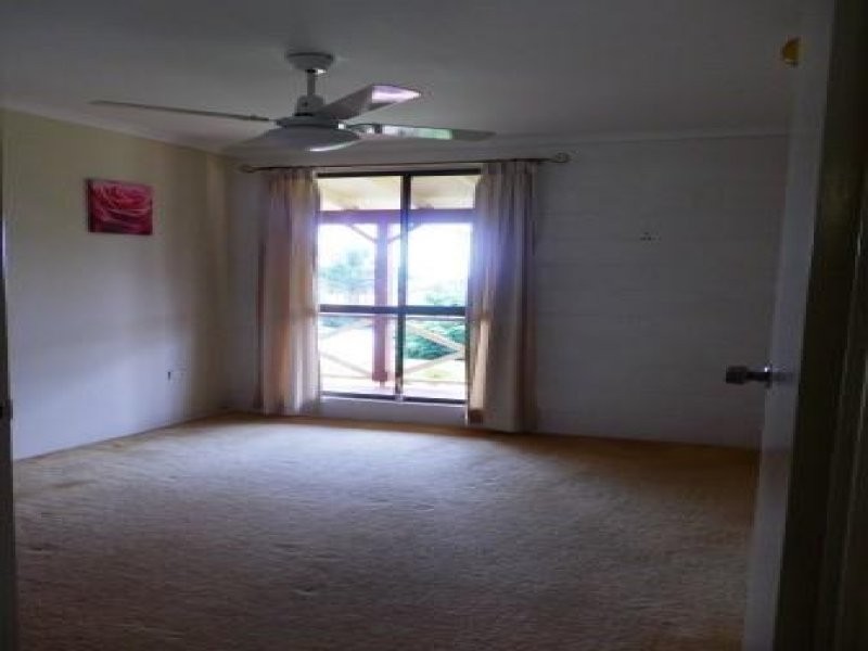 52 Crawford Drive, Dundowran QLD 4655