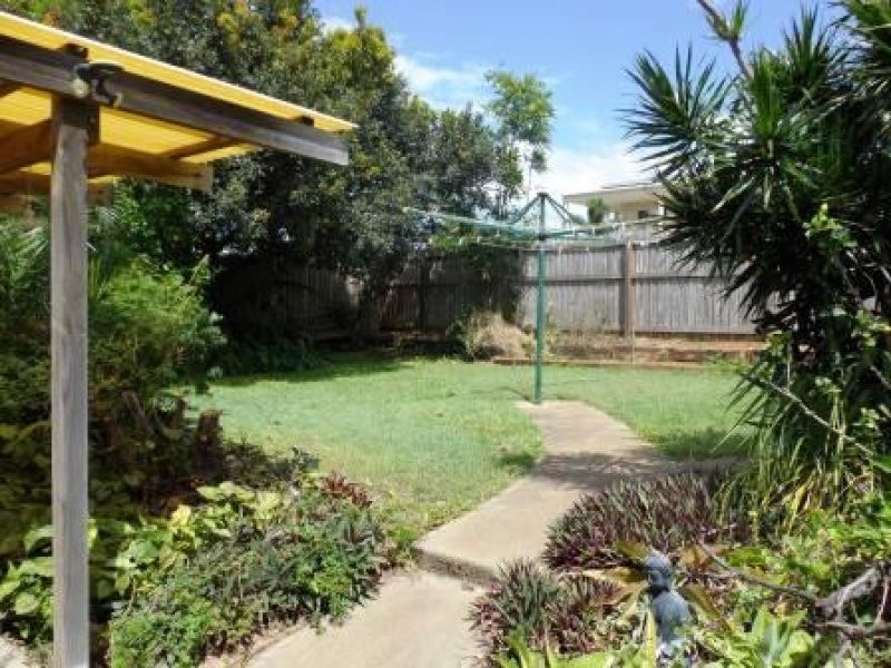 52 Crawford Drive, Dundowran QLD 4655