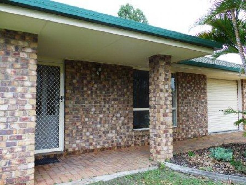 5 Rosella Way, Eli Waters QLD 4655