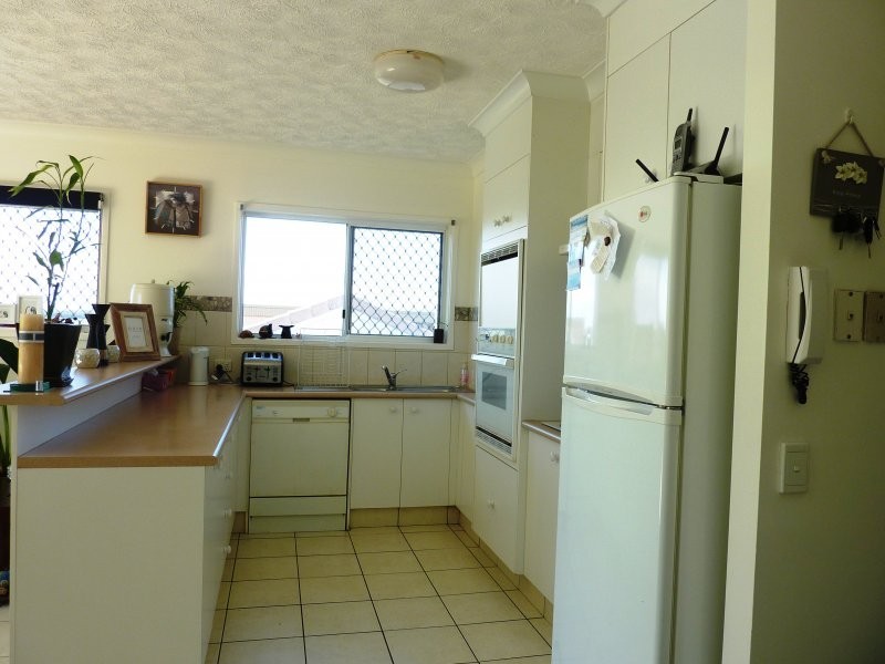 12 Whiting Street, Labrador QLD 4215