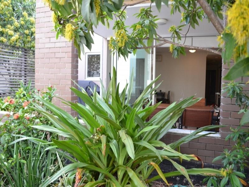 8-12 Macquarie Street, Teneriffe QLD 4005