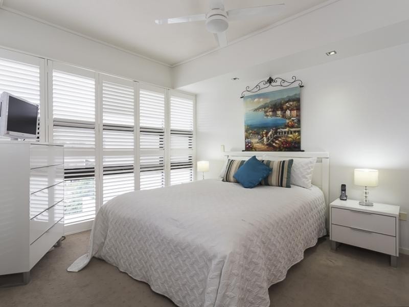 16 Surbiton Court, Carindale QLD 4152