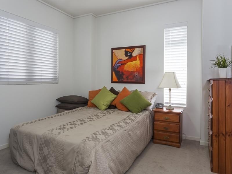 16 Surbiton Court, Carindale QLD 4152
