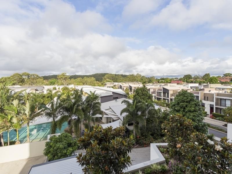 16 Surbiton Court, Carindale QLD 4152