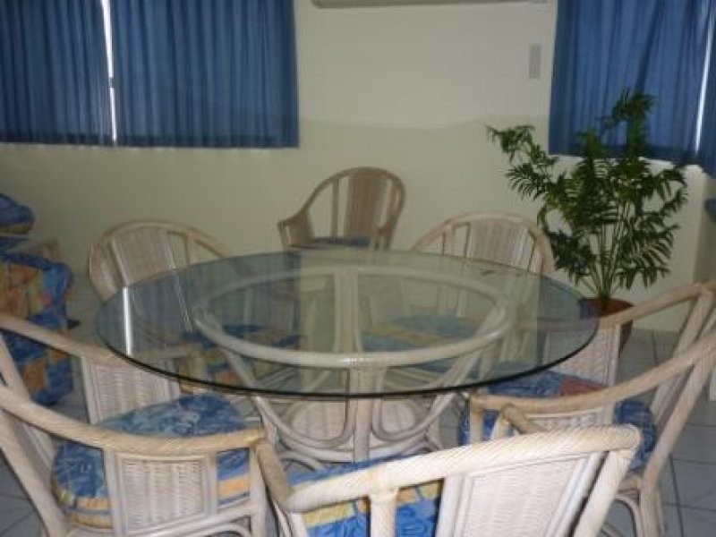 385-386 The Esplanade, Torquay QLD 4655