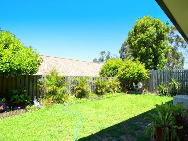 20 BROWN STREET, Labrador QLD 4215