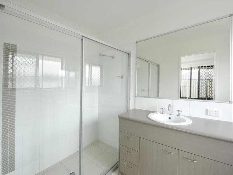 12 Clementine Street, Bellmere QLD 4510