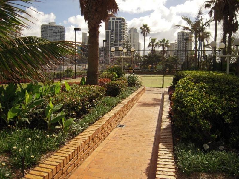 80 The Esplanade, Surfers Paradise QLD 4217