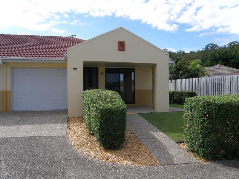 110 Scrub Rd, Carindale QLD 4152