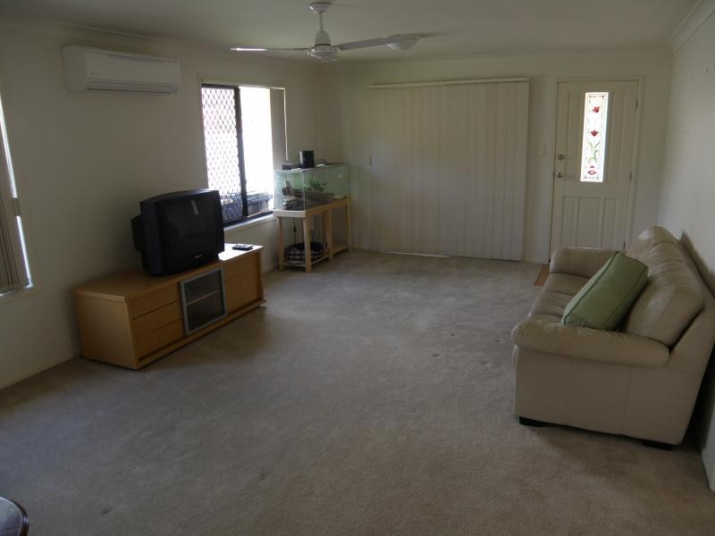 110 Scrub Rd, Carindale QLD 4152