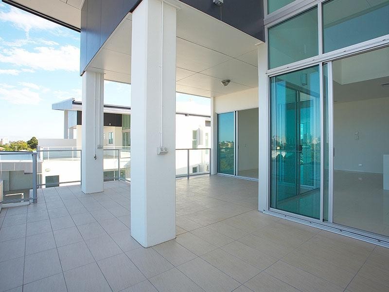 28 Ferry Rd, West End QLD 4101