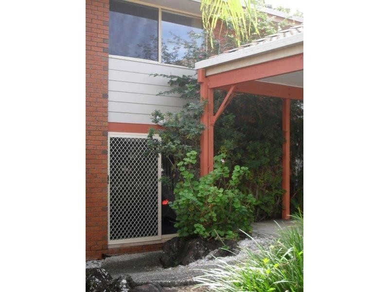 60 Whitby, Southport QLD 4215