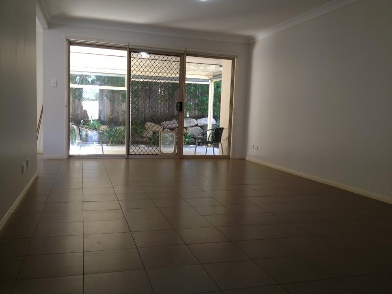 3 Johnston St, Carina QLD 4152