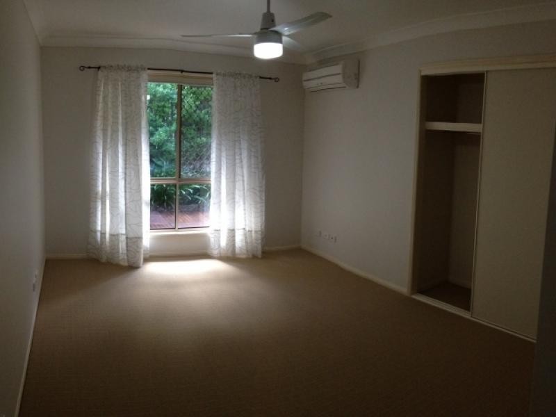 3 Johnston St, Carina QLD 4152