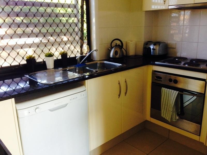 38 Labrador Street, Labrador QLD 4215