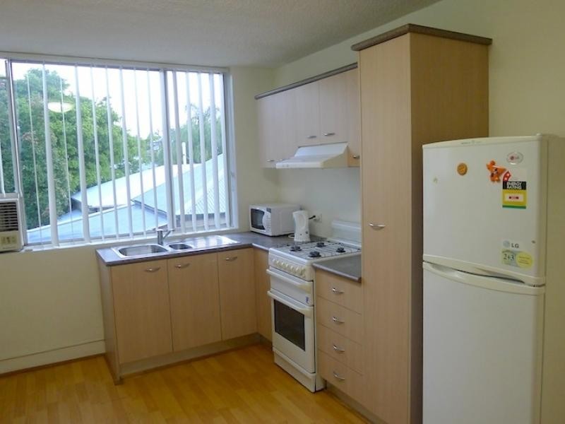 69 Burlington Street, East Brisbane QLD 4169