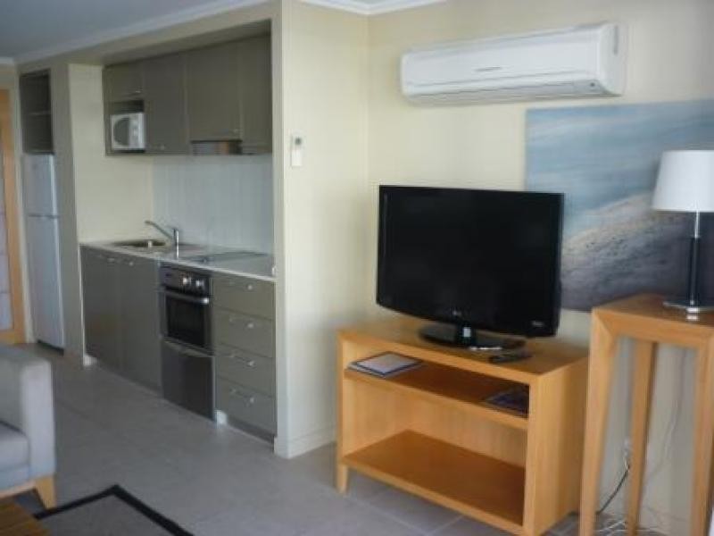 569-571 The Esplanade, Urangan QLD 4655