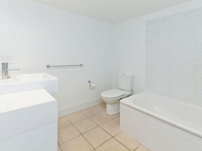 1 Ella St, Newstead QLD 4006