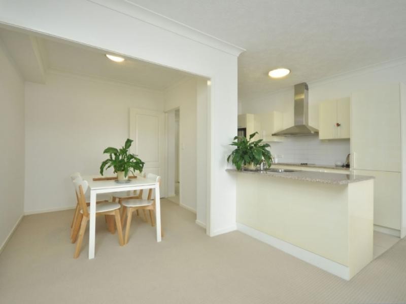 27 Berwick St, Fortitude Valley QLD 4006