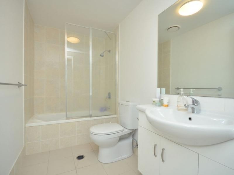27 Berwick St, Fortitude Valley QLD 4006