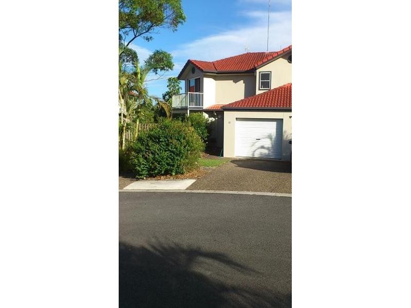 6 Buddy Holly Close, Parkwood QLD 4214