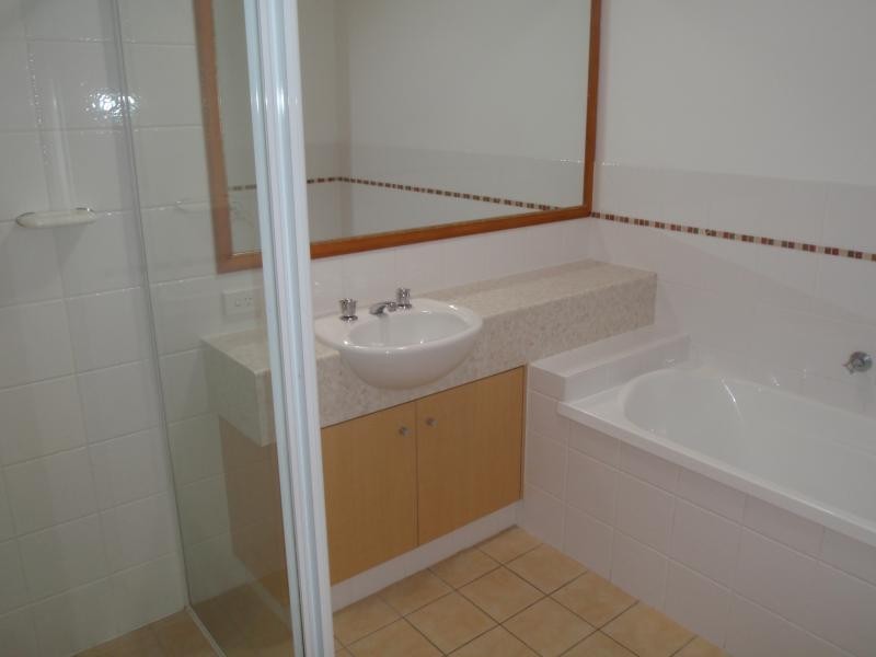 64 Gilston Road, Nerang QLD 4211