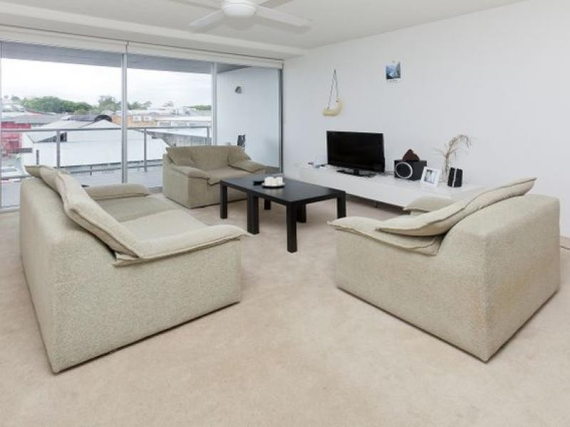 1 Ella St, Newstead QLD 4006