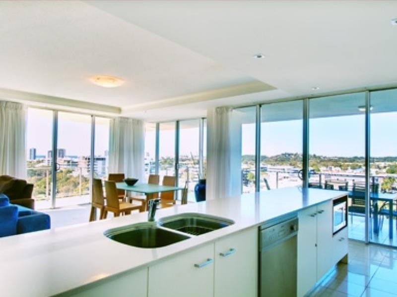 1 Duporth Avenue, Maroochydore QLD 4558
